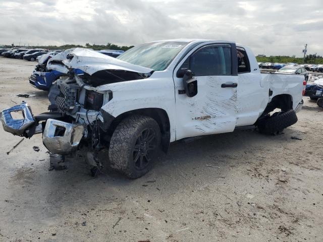 Изображение 1 2021 TOYOTA TUNDRA DOUBLE CAB SR/SR5 2021 с VIN 5TFUY5F1XMX981409