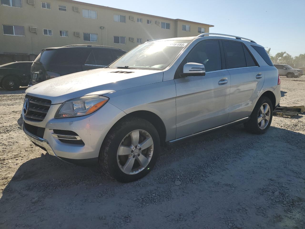 Image 1 of 2015 MERCEDES-BENZ ML 350 2015 with VIN 4JGDA5JB3FA465043
