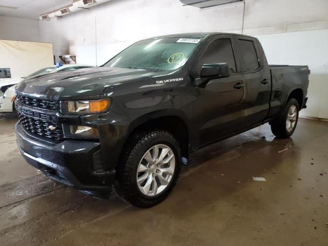 Image 1 of 2020 CHEVROLET SILVERADO K1500 CUSTOM 2020 with VIN 1GCRYBEF6LZ188032