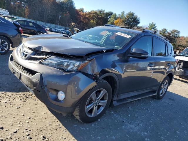 Image 1 of 2015 TOYOTA RAV4 XLE 2015 with VIN 2T3RFREV2FW319659