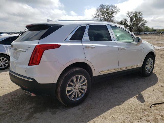 Image 3 of 2019 CADILLAC XT5 LUXURY 2019 with VIN 1GYKNCRS2KZ252468