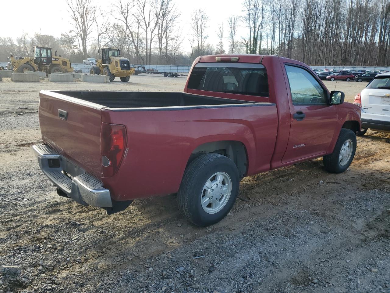 Image 3 of 2004 CHEVROLET COLORADO  2004 with VIN 1GCCS148448224621