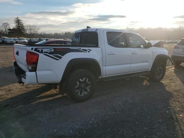 Image 3 of 2016 TOYOTA TACOMA DOUBLE CAB 2016 with VIN 3TMCZ5AN2GM020090