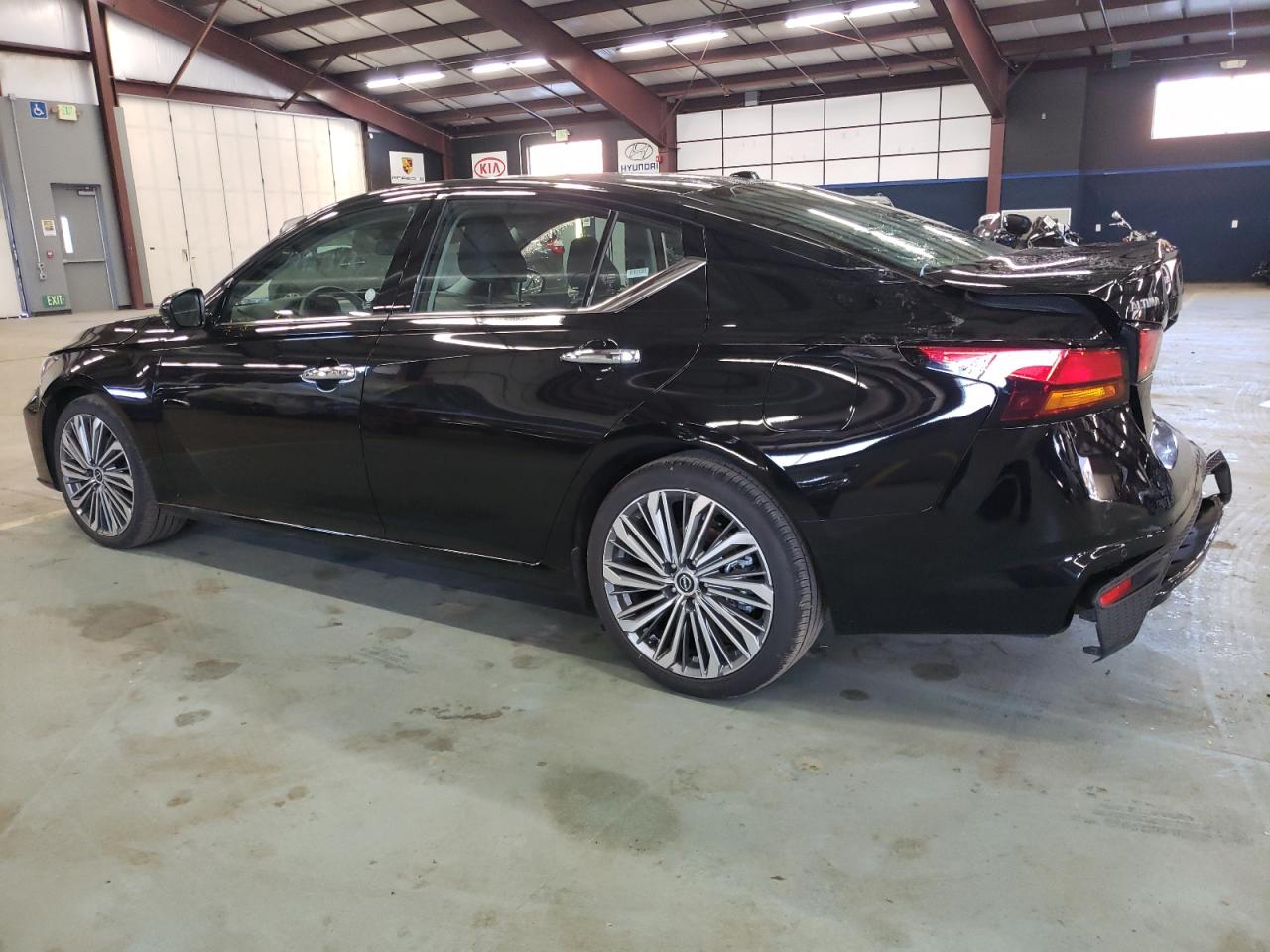 Изображение 2 2023 NISSAN ALTIMA SL 2023 с VIN 1N4BL4EV2PN384491