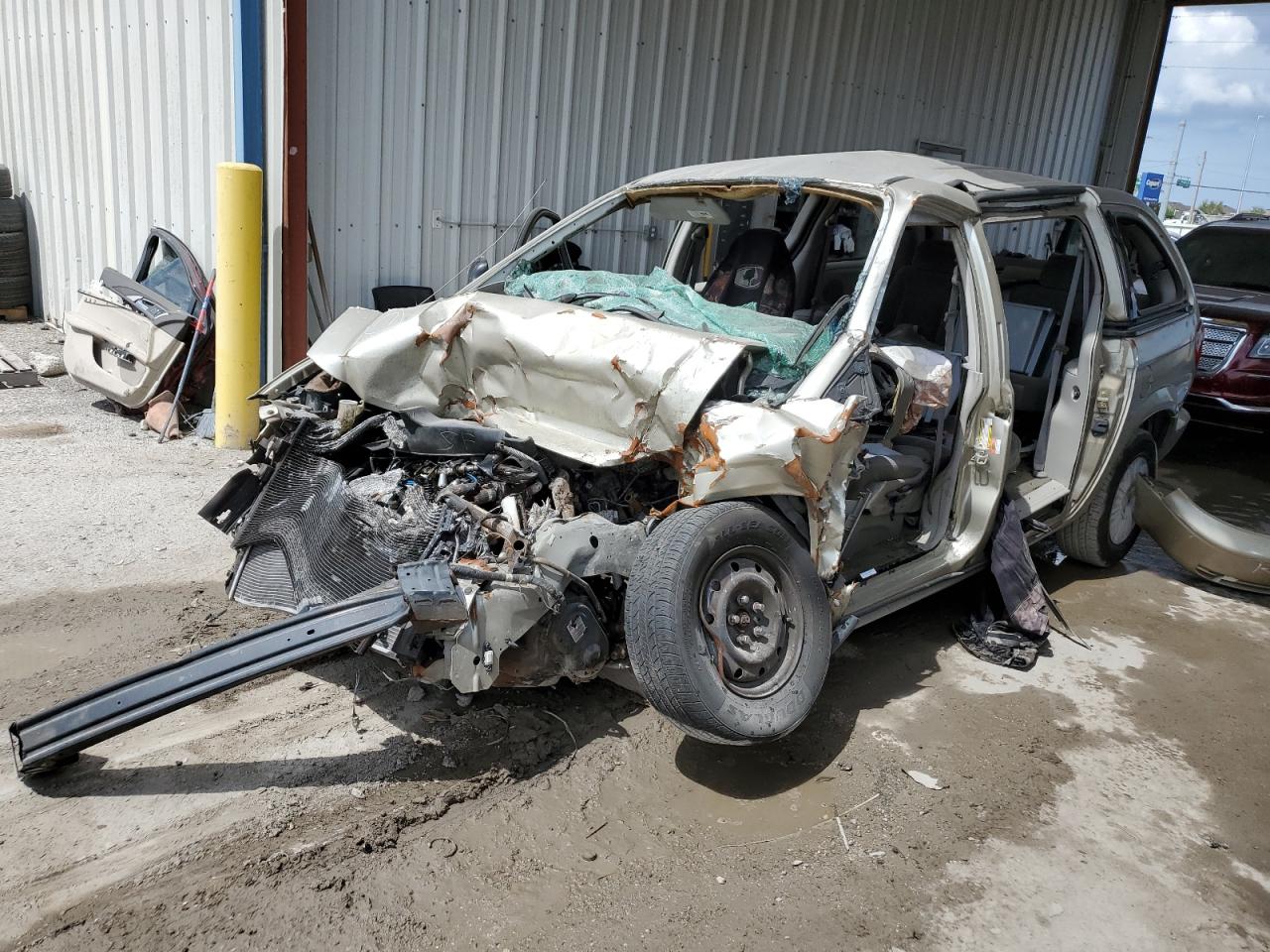 2005 CHRYSLER TOWN & COUNTRY  2005 image