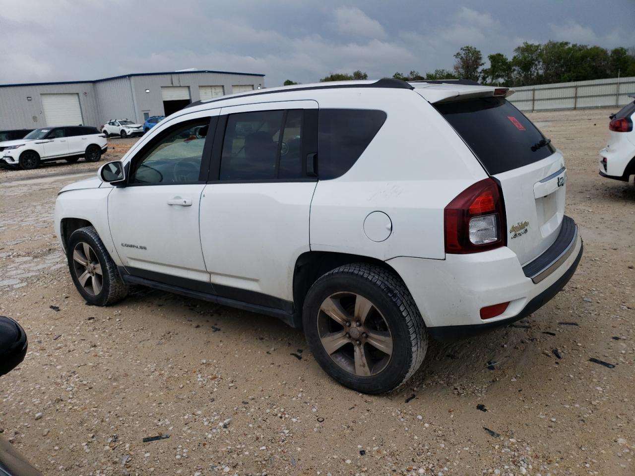 Image 2 of 2016 JEEP COMPASS LATITUDE 2016 with VIN 1C4NJDEBXGD697927