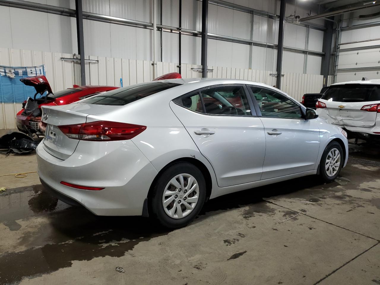 Image 3 of 2018 HYUNDAI ELANTRA SE 2018 with VIN 5NPD74LFXJH353399