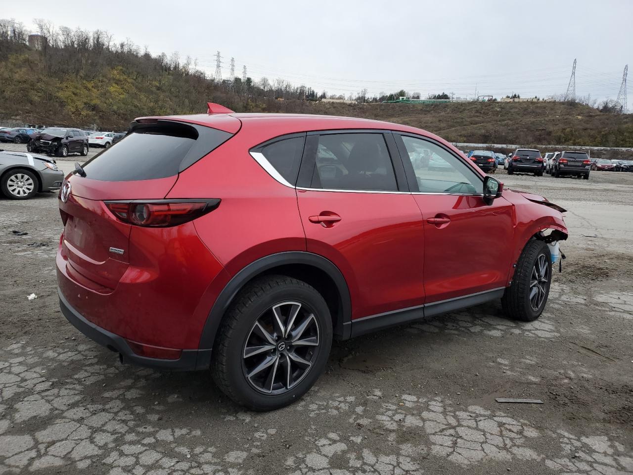 Image 3 of 2017 MAZDA CX-5 GRAND TOURING 2017 with VIN JM3KFBDL5H0169392