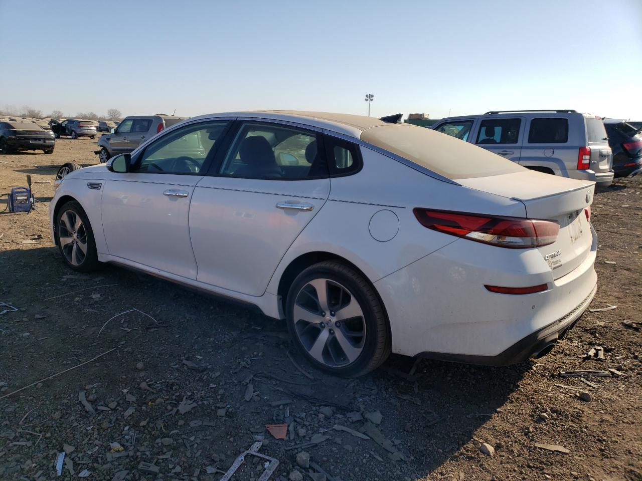 Image 2 of 2019 KIA OPTIMA LX 2019 with VIN 5XXGT4L33KG288455