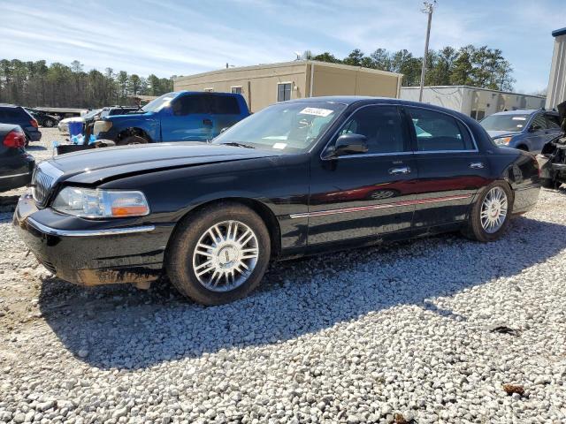 Obraz 1 z 2007 LINCOLN TOWN CAR SIGNATURE LIMITED 2007 z VIN 1LNHM82W67Y631933