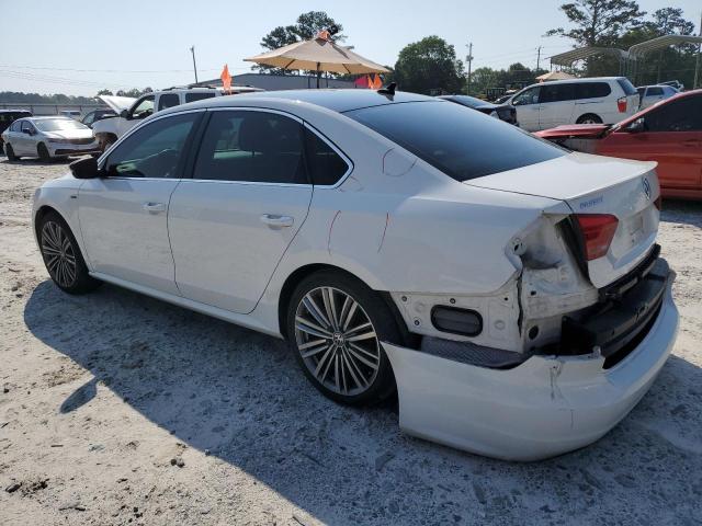 Image 2 of 2015 VOLKSWAGEN PASSAT SE 2015 with VIN 1VWBS7A3XFC097684