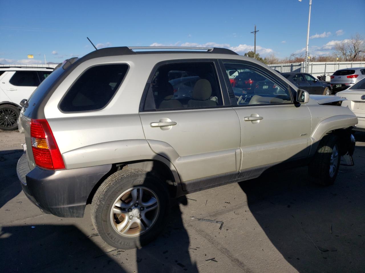 Image 3 of 2005 KIA NEW SPORTAGE  2005 with VIN KNDJE723457032809