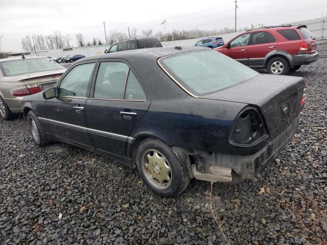Obraz 2 z 2000 MERCEDES-BENZ C 230 2000 z VIN WDBHA24G3YA847442
