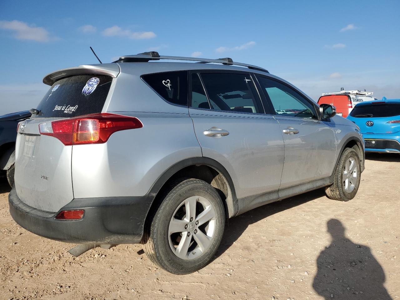 Image 3 of 2014 TOYOTA RAV4 XLE 2014 with VIN 2T3WFREVXEW117718