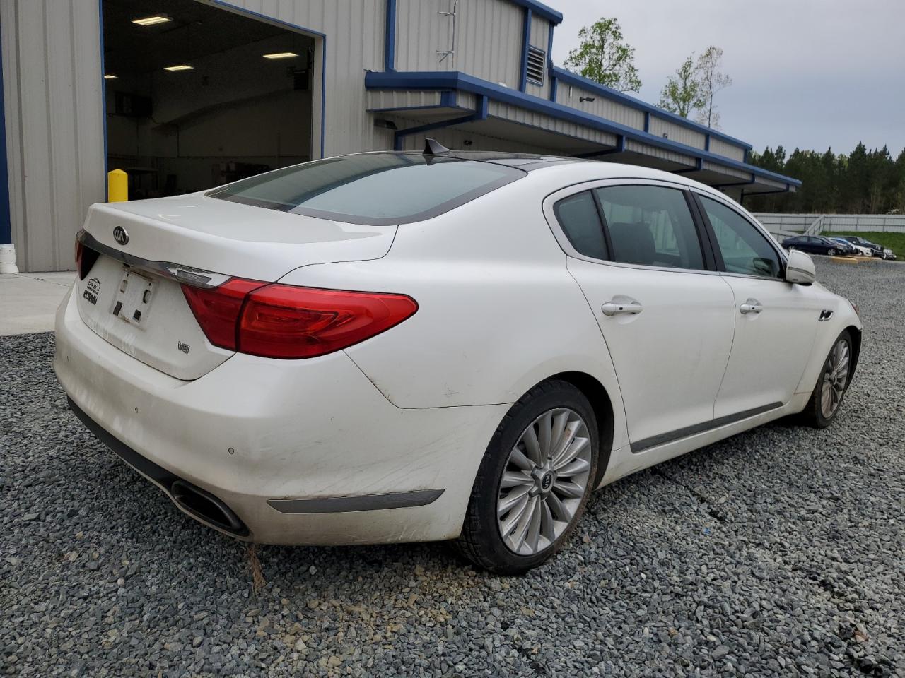Obraz 3 z Kia K900 2015 z VIN KNALW4D45F6019677