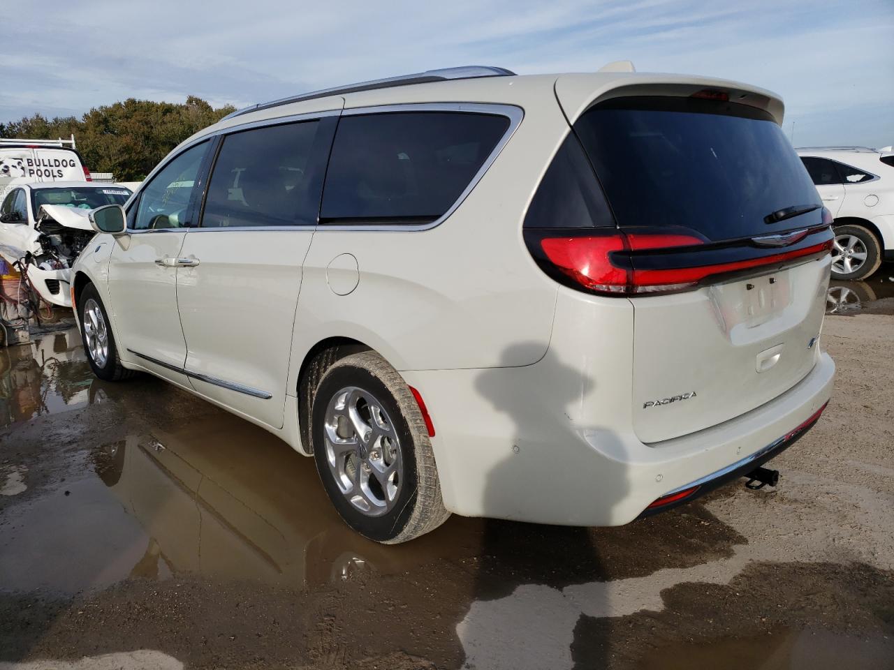 Obraz 2 z 2021 CHRYSLER PACIFICA HYBRID LIMITED 2021 z VIN 2C4RC1S72MR501353