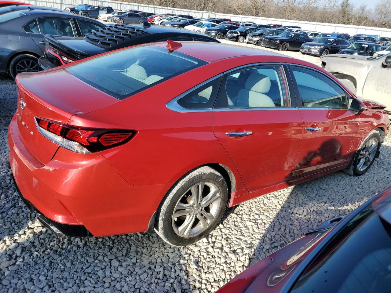 Obraz 3 z 2018 HYUNDAI SONATA SPORT 2018 z VIN 5NPE34AF9JH633429
