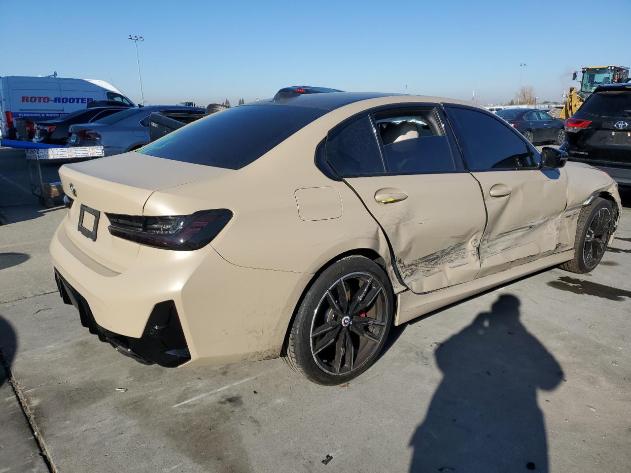 Obraz 3 z 2023 BMW M340XI  2023 z VIN 3MW49FF01P8D16022
