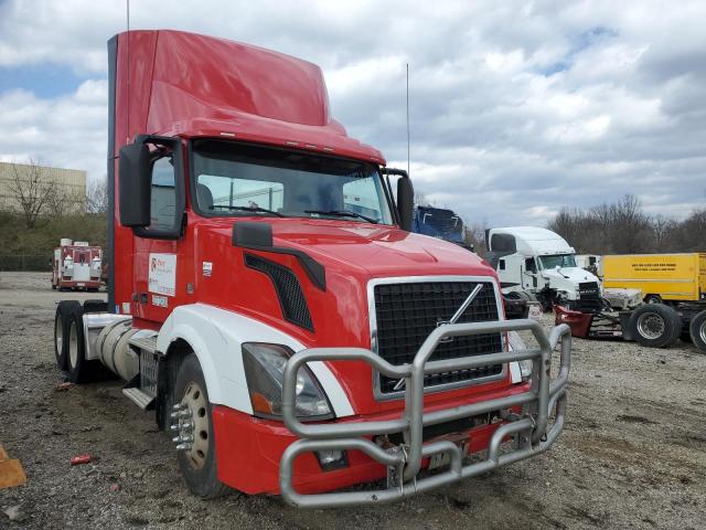 Image 1 of 2016 VOLVO VN VNL 2016 with VIN 4V4N99EH3GN964642