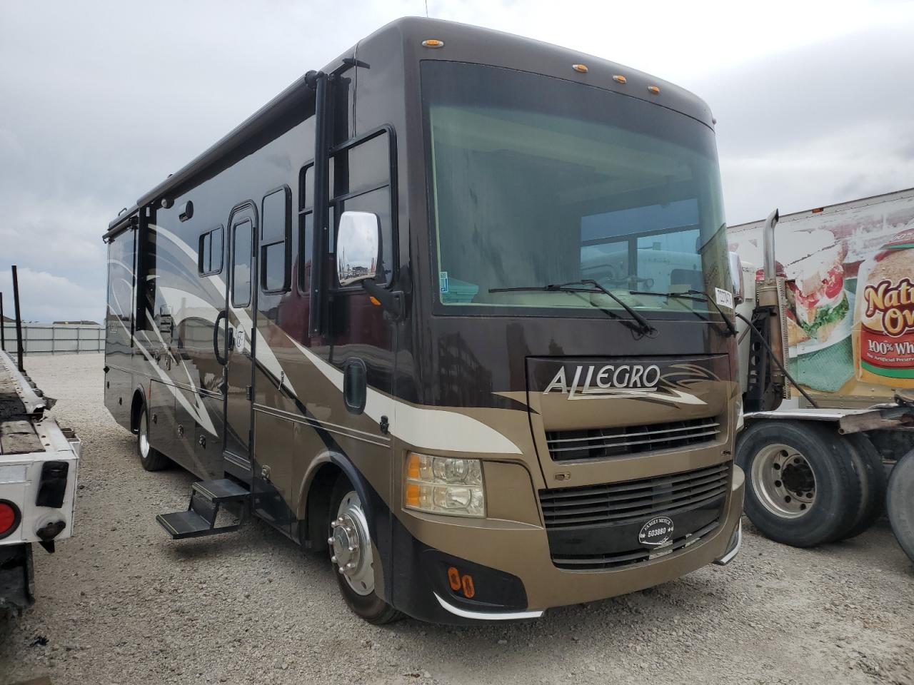 2013 FORD F53  2013 image