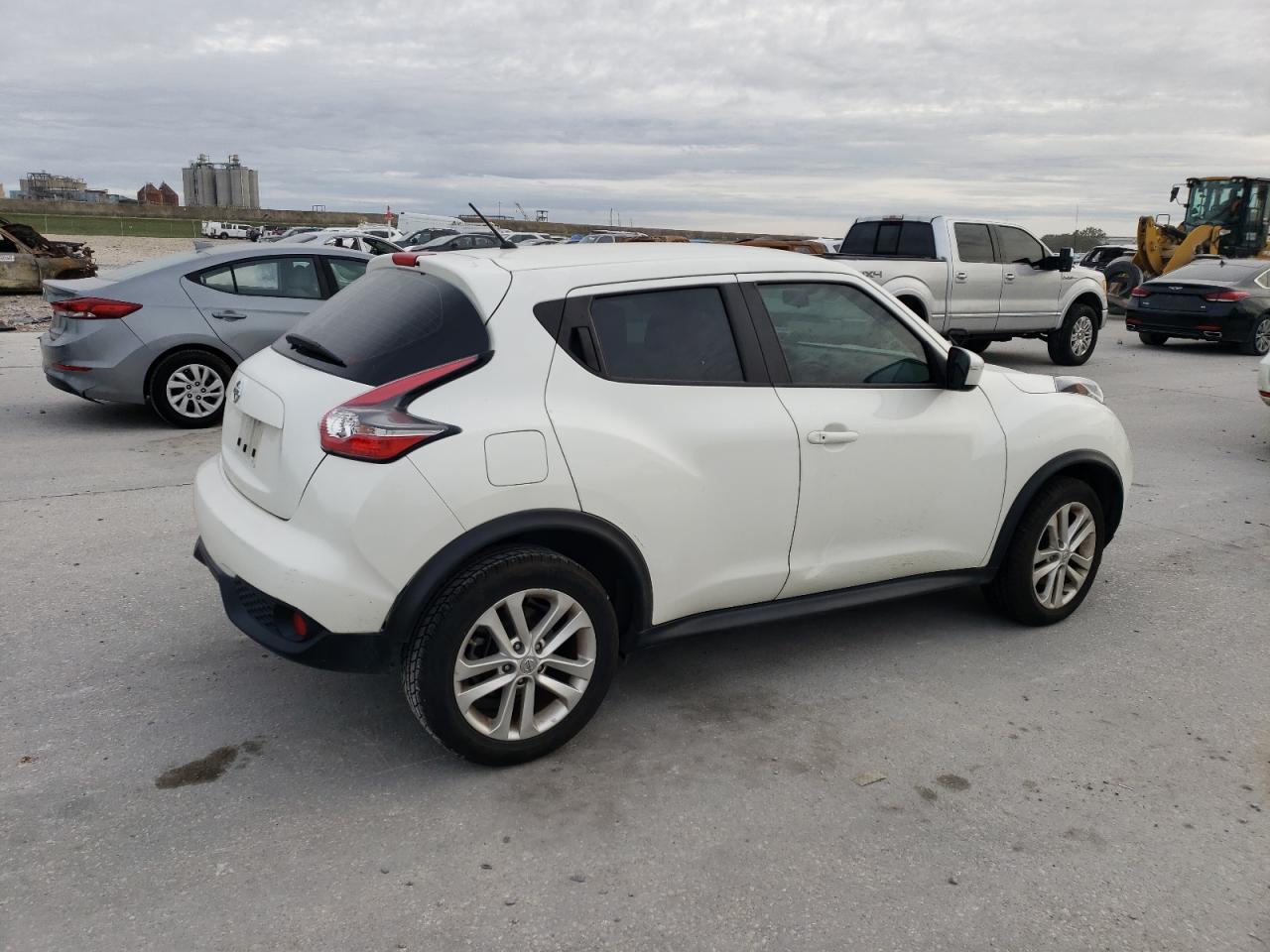 Image 3 of 2017 NISSAN JUKE S 2017 with VIN JN8AF5MR0HT702813