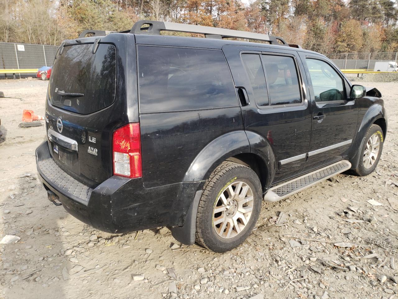 Image 3 of 2011 NISSAN PATHFINDER S 2011 with VIN 5N1AR1NB3BC620753