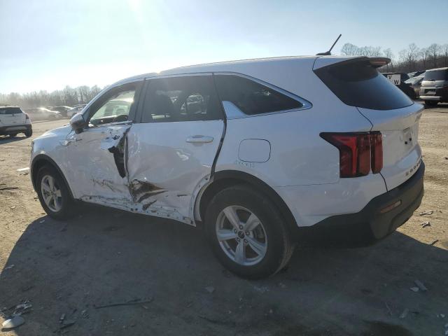 Image 2 of 2022 KIA SORENTO LX 2022 with VIN 5XYRG4LC9NG156510