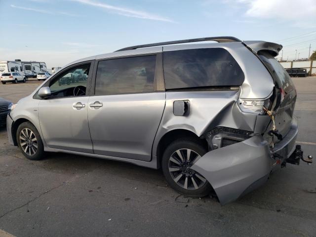 Image 2 of 2018 TOYOTA SIENNA LE 2018 with VIN 5TDJZ3DCXJS198021