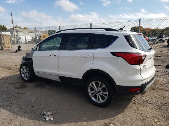 Image 2 of 2019 FORD ESCAPE SEL 2019 with VIN 1FMCU9HD4KUB44428