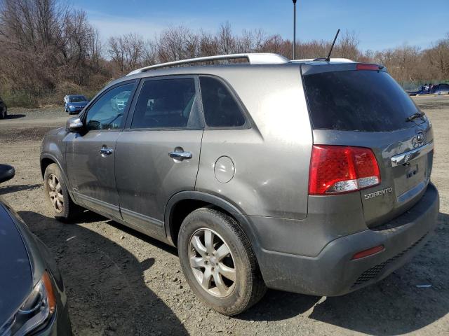 Image 2 of 2013 KIA SORENTO LX 2013 with VIN 5XYKTDA68DG316367