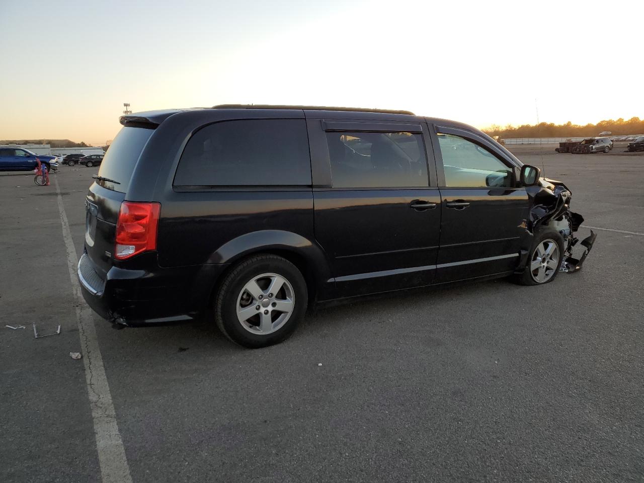 Изображение 3 2011 DODGE GRAND CARAVAN MAINSTREET 2011 с VIN 2D4RN3DG2BR639171