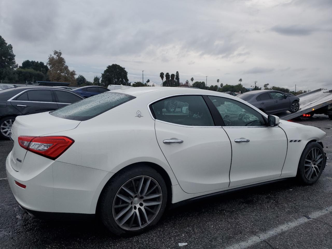 Image 3 of 2015 MASERATI GHIBLI  2015 with VIN ZAM57XSA9F1161977