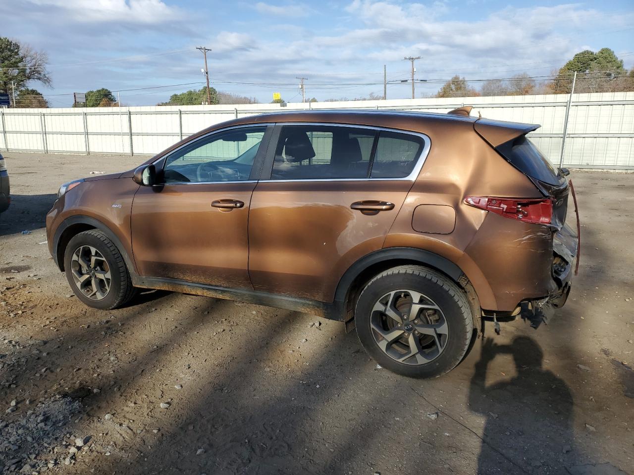 Изображение 2 2020 KIA SPORTAGE LX 2020 с VIN KNDPMCAC6L7779834