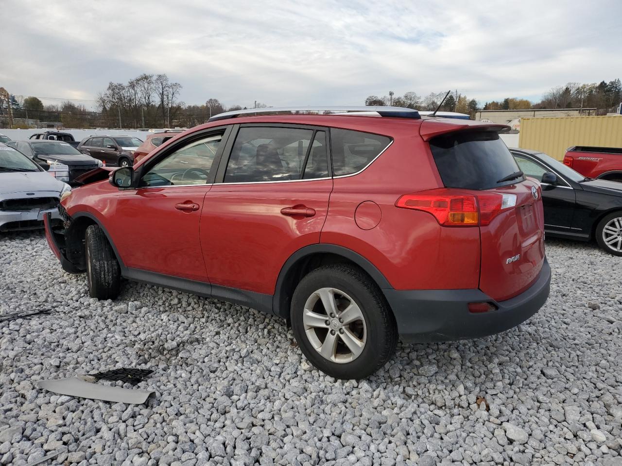 Obraz 2 z 2013 TOYOTA RAV4 XLE 2013 z VIN JTMRFREV4DD024301