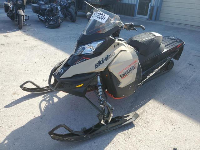 Изображение 2 2017 SKI DOO RENEGADE 2017 с VIN 2BPSUBHA7HV000141