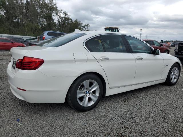 Image 3 of 2012 BMW 528 XI 2012 with VIN WBAXH5C55CDW08585