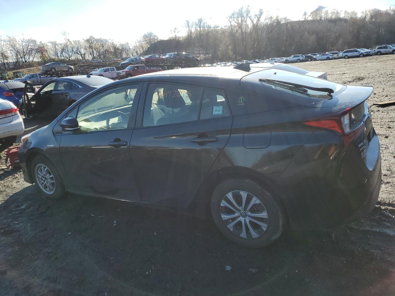 Image 2 of 2019 TOYOTA PRIUS  2019 with VIN JTDL9RFU3K3009908