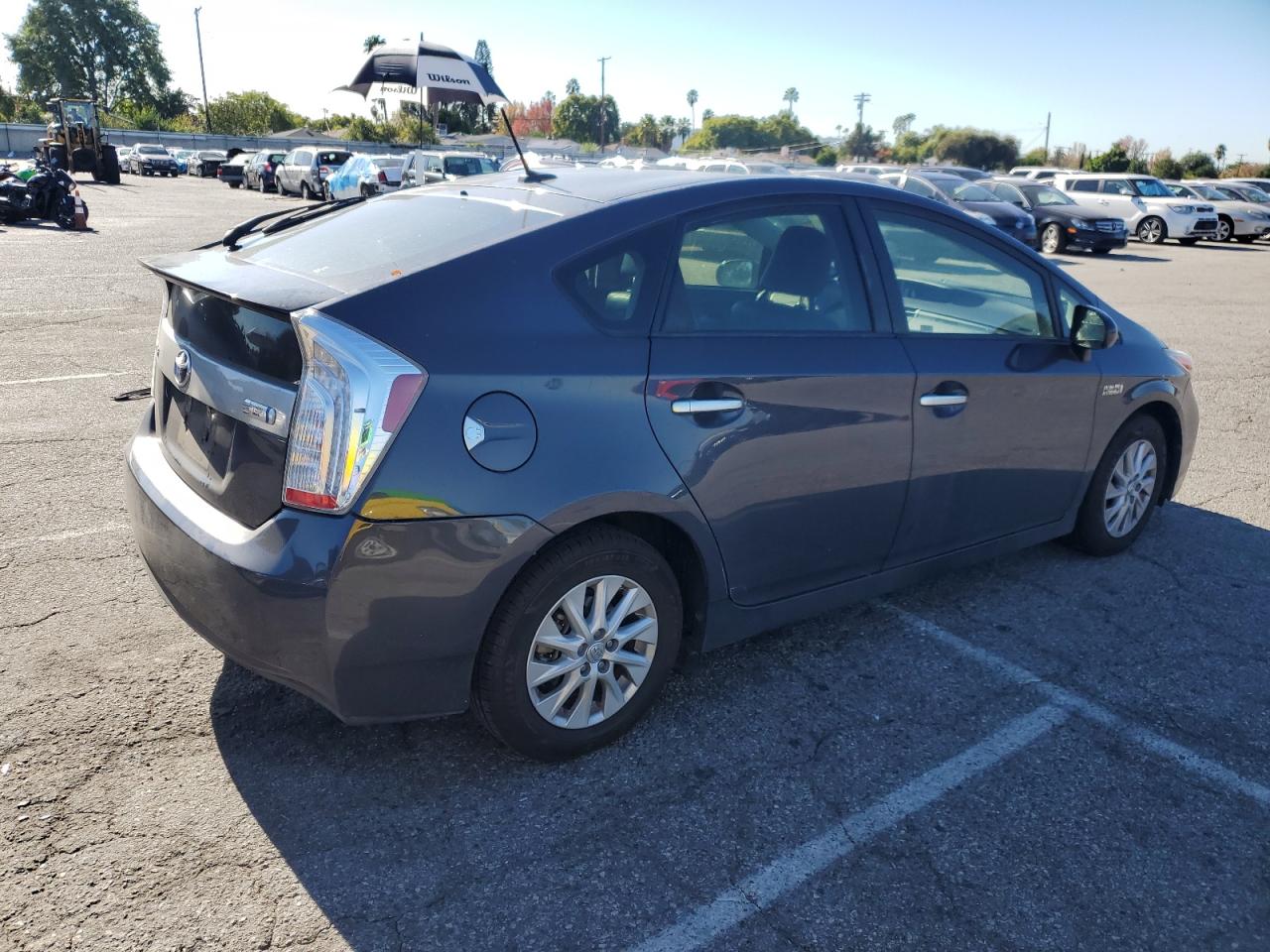 Image 3 of 2012 TOYOTA PRIUS PLUG-IN  2012 with VIN JTDKN3DP4C3016630