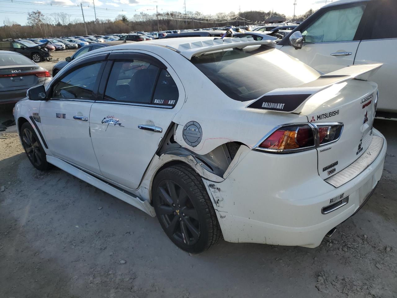 Image 2 of 2015 MITSUBISHI LANCER RALLIART 2015 with VIN JA32V6FV2FU008133