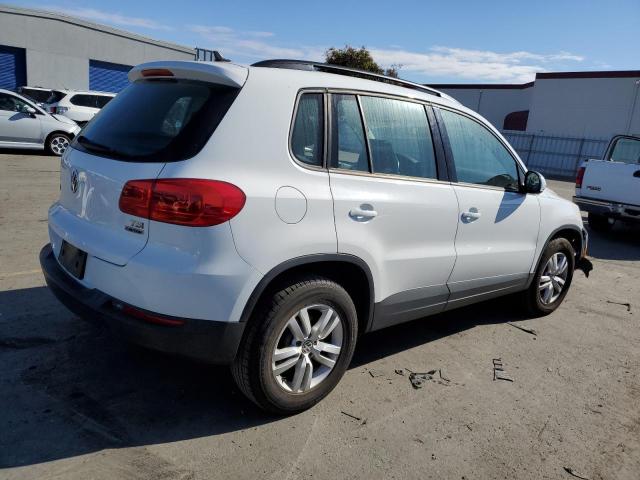 Obraz 3 z 2017 VOLKSWAGEN TIGUAN S 2017 z VIN WVGBV7AX7HK013001