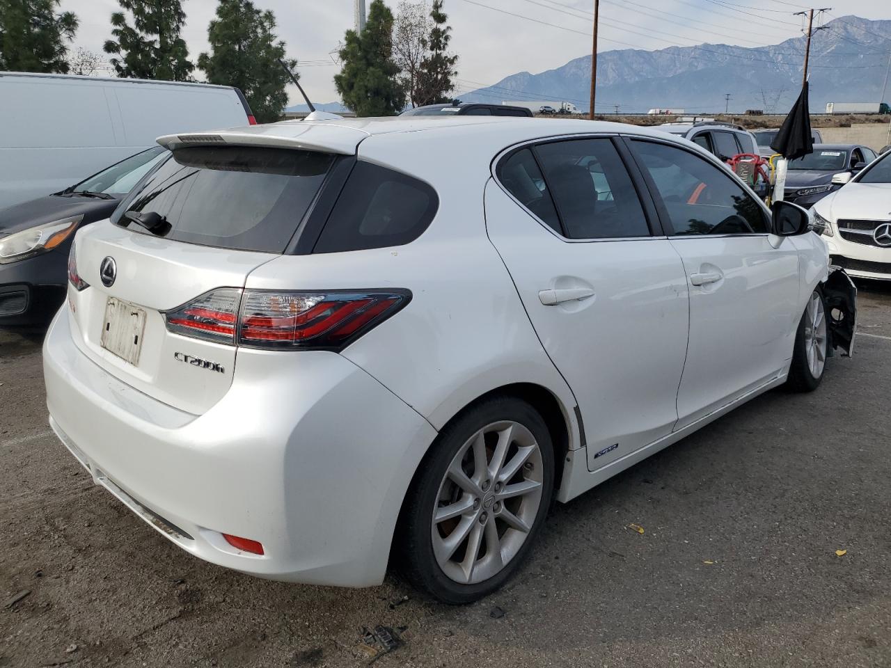 Image 3 of 2012 LEXUS CT 200 2012 with VIN JTHKD5BH6C2078884