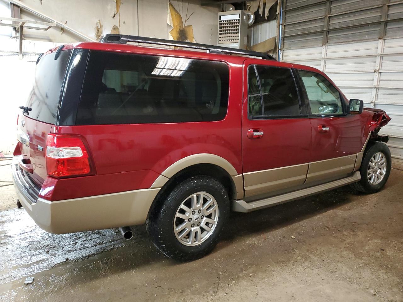 Image 3 of 2013 FORD EXPEDITION EL XLT 2013 with VIN 1FMJK1J54DEF68979