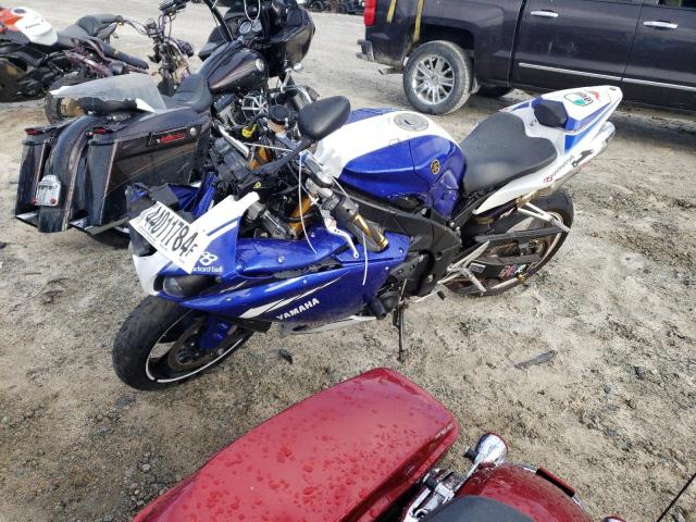 Изображение 2 2010 YAMAHA YZFR1  2010 с VIN JYARN23E5AA007769