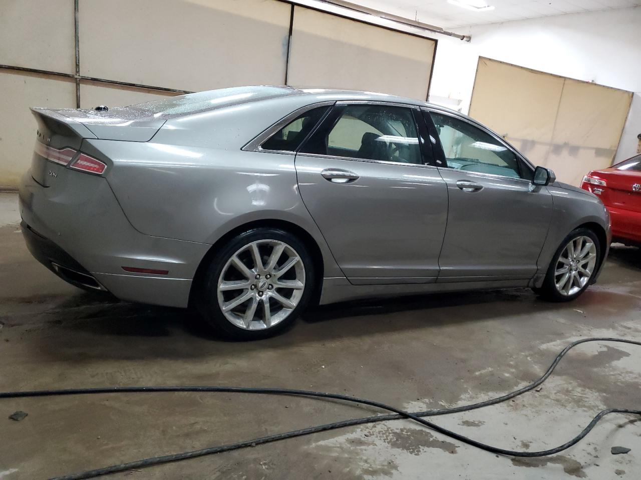 Image 3 of 2016 LINCOLN MKZ HYBRID 2016 with VIN 3LN6L2LUXGR627614
