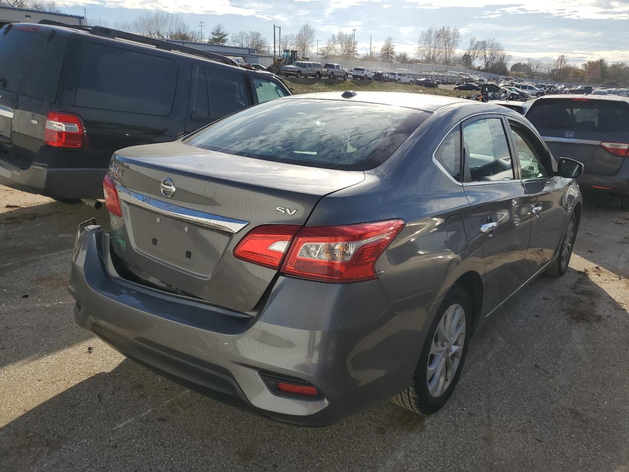 Obraz 3 z 2019 NISSAN SENTRA S 2019 z VIN 3N1AB7AP7KY408171