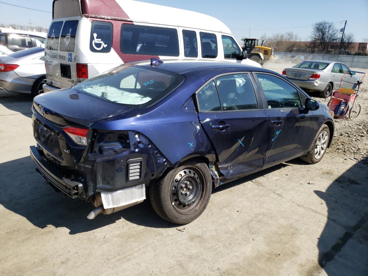 Obraz 3 z 2022 TOYOTA COROLLA LE 2022 z VIN 5YFEPMAE4NP272986