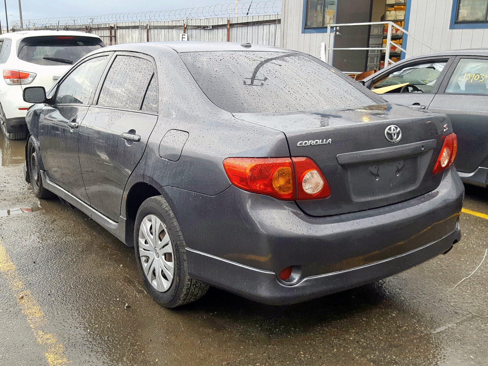 Obraz 3 z 2009 TOYOTA COROLLA BASE 2009 z VIN 1NXBU40EX9Z106764