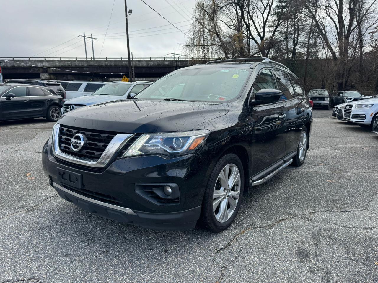 Image 2 of 2018 NISSAN PATHFINDER S 2018 with VIN 5N1DR2MM5JC612304