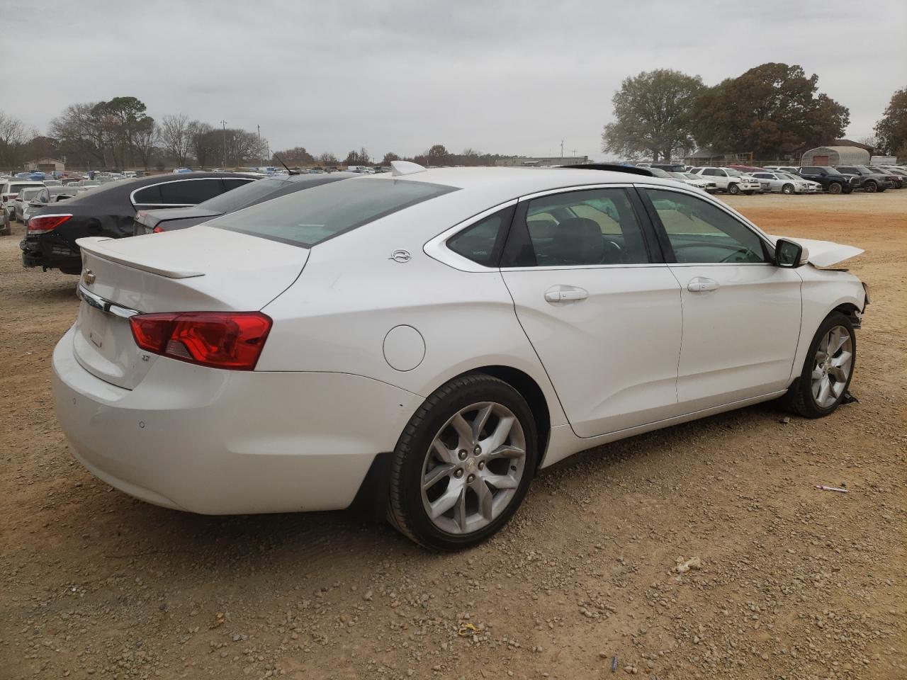 Изображение 3 2017 CHEVROLET IMPALA LT 2017 с VIN 2G1105S35H9129676