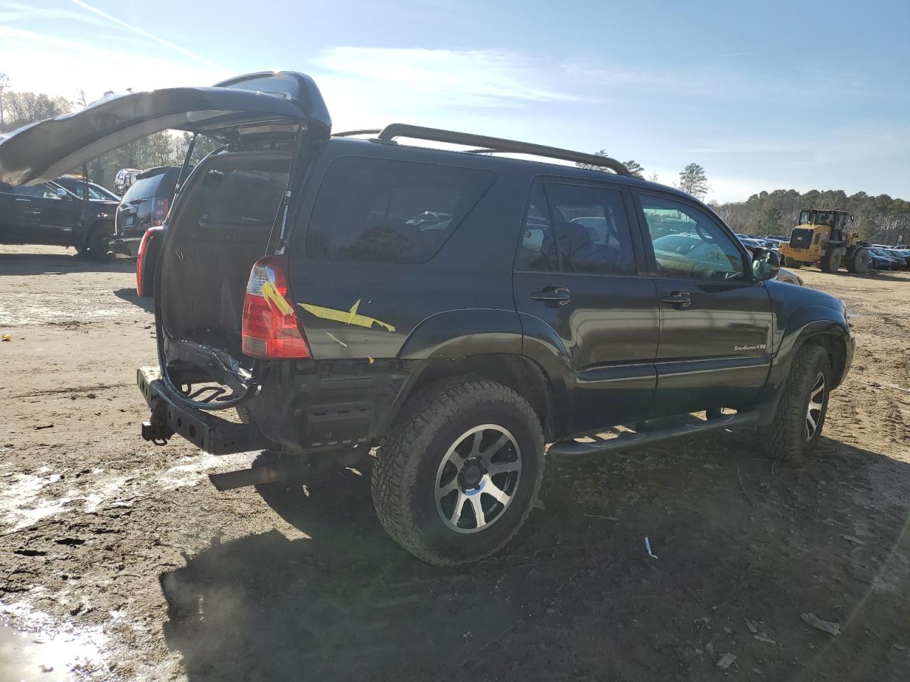 Image 3 of 2007 TOYOTA 4RUNNER SR5 2007 with VIN JTEBU14R570110527